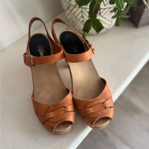 Swedish Hasbeens Tan Peep-Toe High Heel Clog